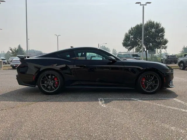 2026 Ford Mustang Dark Horse Fastback