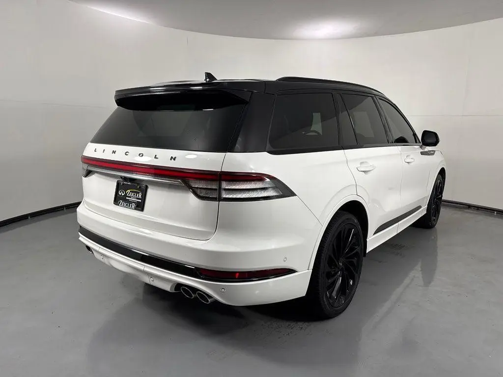 2023 Lincoln Aviator Black Label AWD