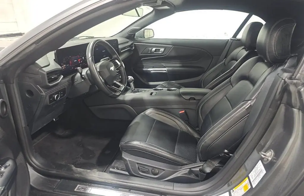2025 Ford Mustang EcoBoost Premium