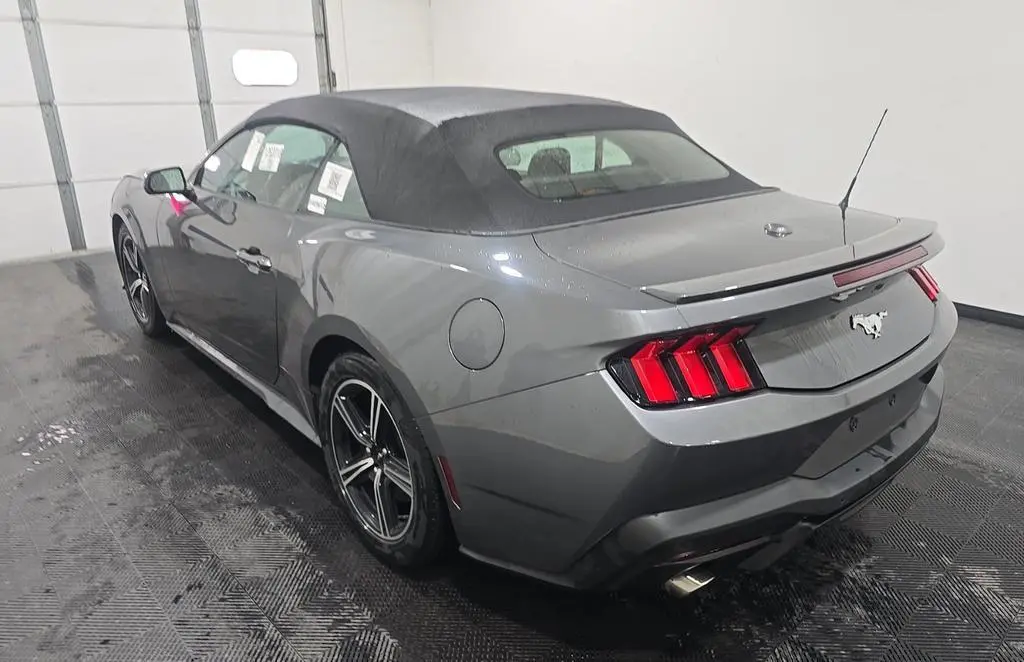 2025 Ford Mustang EcoBoost Premium