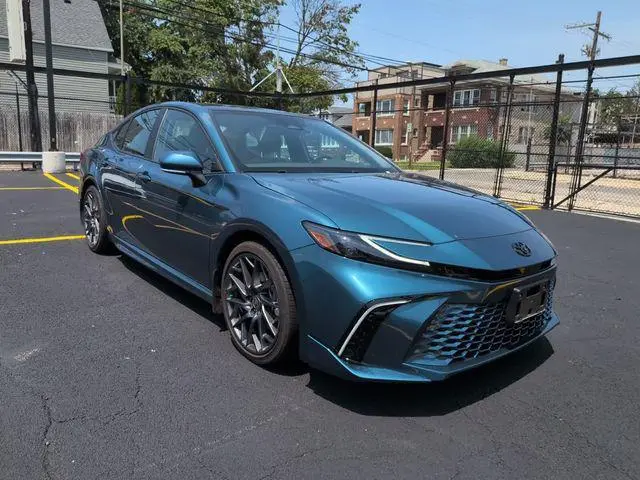 Toyota Camry XSE